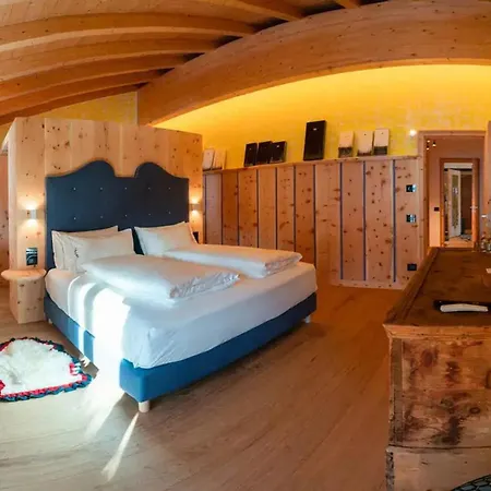 Impeccable 4-bed In Cadin Di Sotto * Cortina dʼAmpezzo